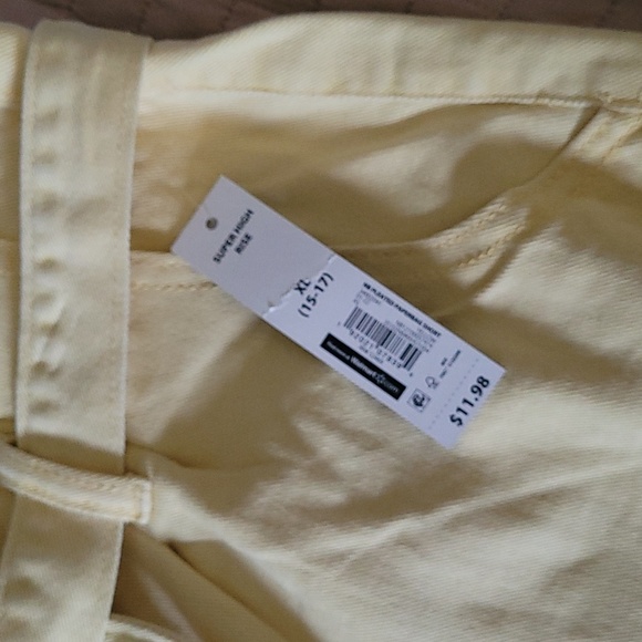 XL hugh rise womens shorts - Picture 2 of 3